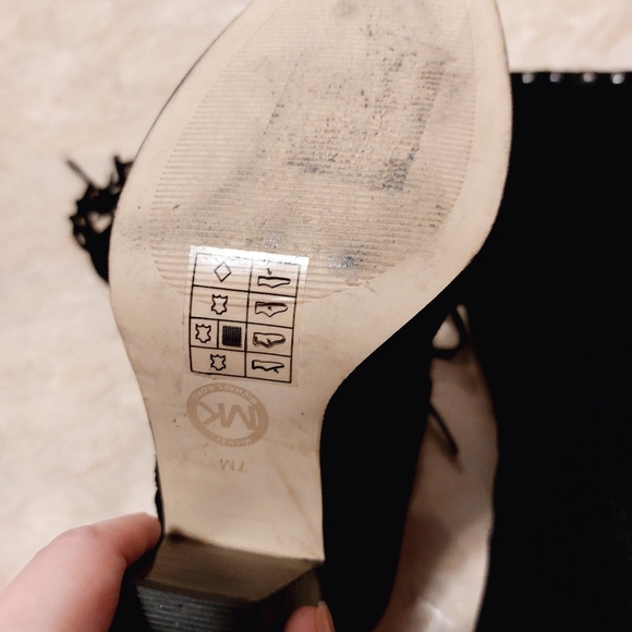 Michael kors tall suede  boots size 7M - Picture 4 of 9